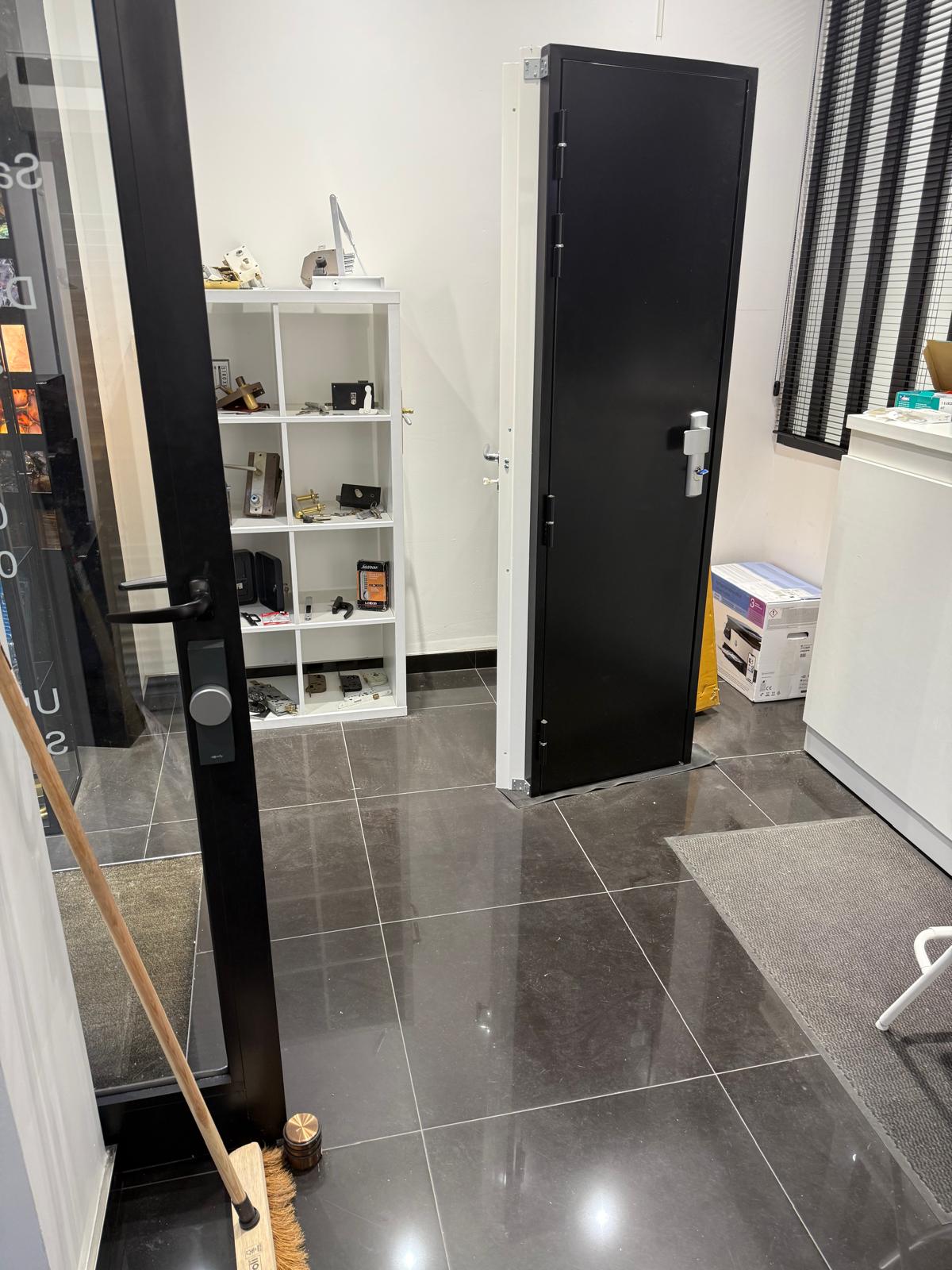 Coin atelier et pièces détachées du showroom